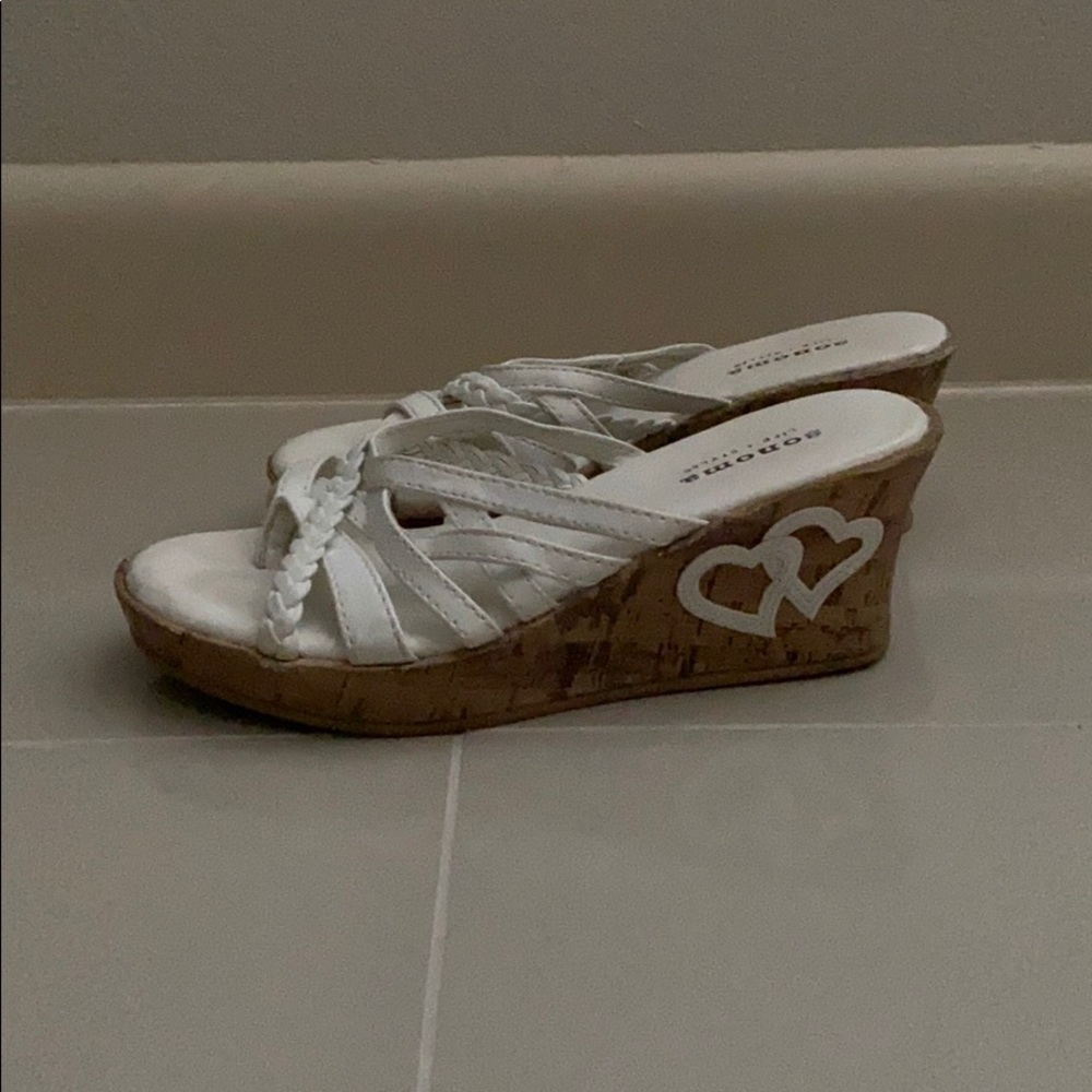 Sandals - Picture 4 of 4
